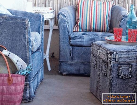 Muebles tapizados con tapicería en forma de jeans