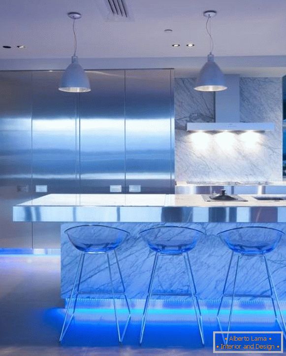 Diseño de cocina: iluminación led de muebles desde abajo