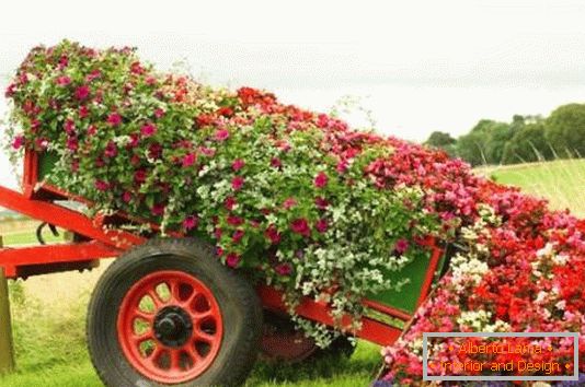 Cama de flores móvil con flores