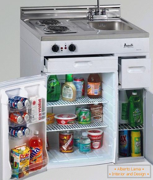 Refrigerador incorporado debajo del fregadero