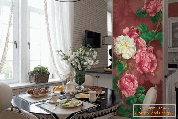 Papel tapiz estrecho para la cocina - combinación de fotos con las paredes