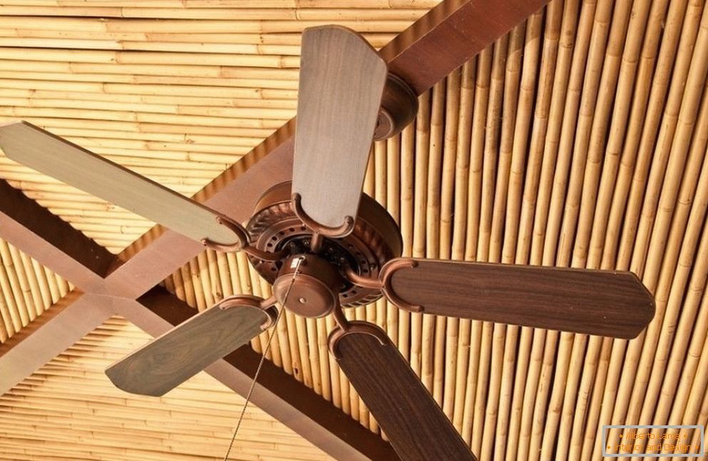 Decoraciones de bambú для потолка 