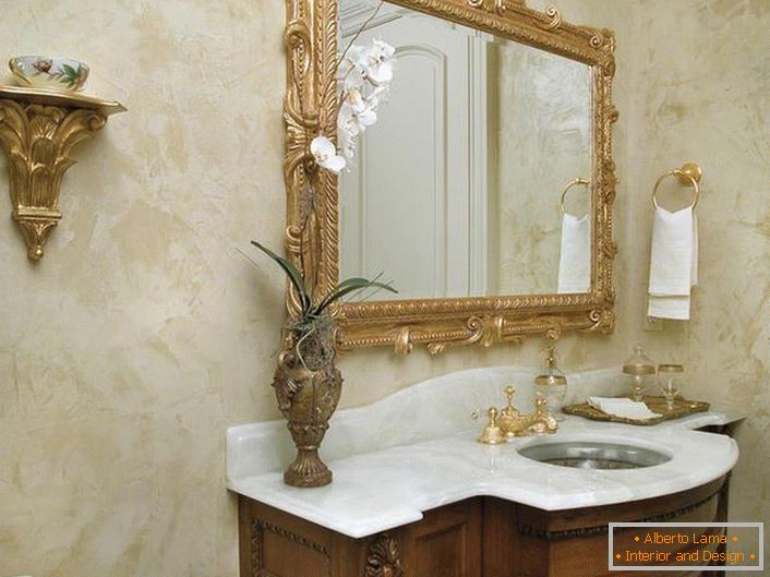 El veneciano штукатурка в ванной комнате в стиле модерн.