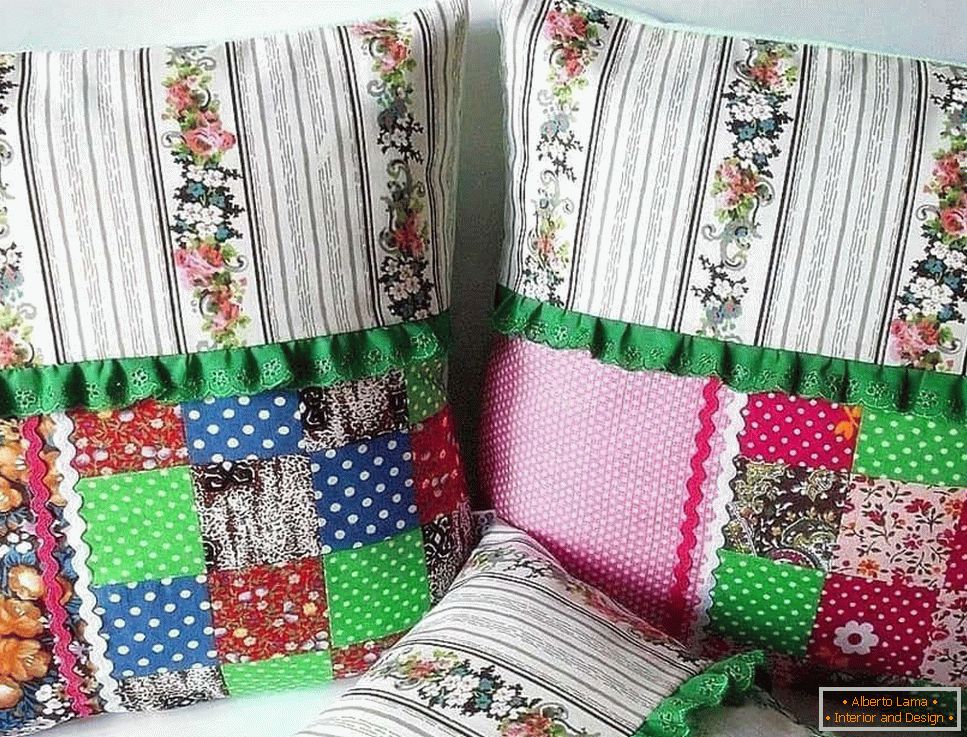 Almohada decorativa de jirones
