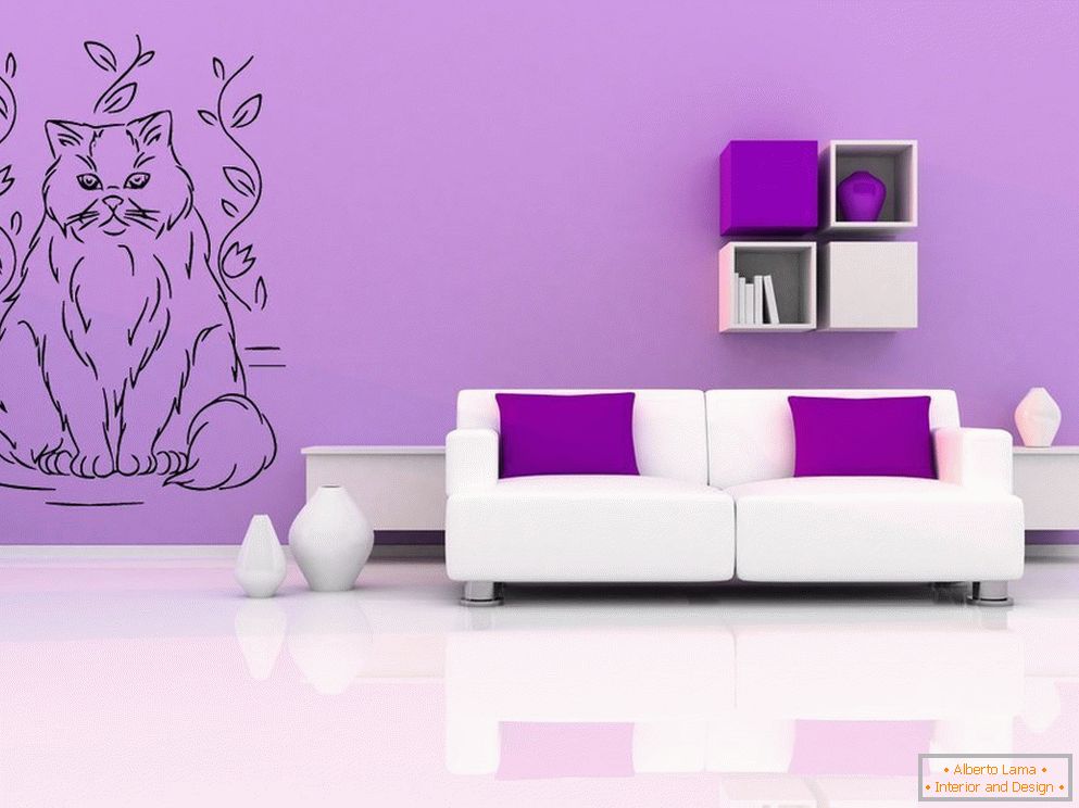 Sofá blanco en interior lila