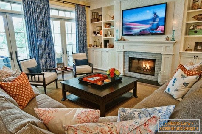 Diseño de la sala de estar con chimenea y TV