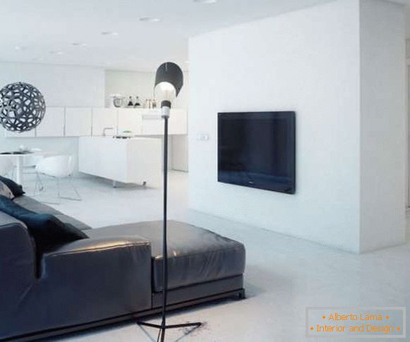 Diseño de un estudio de una habitación en el estilo del minimalismo