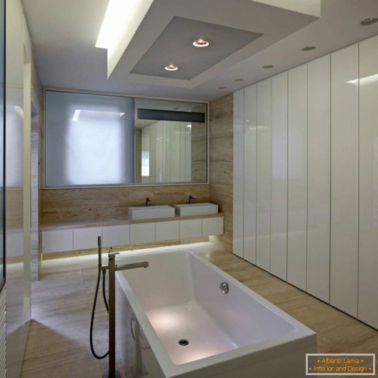 acogedor y sereno-baño-decoración-ideas-con-cómodo-blanco-bañera-en-transparente-mármol-piso-componente-para-interior-diseñado-baños-distribución-ideas-interior-diseñado-baños-interior- diseño-bathr