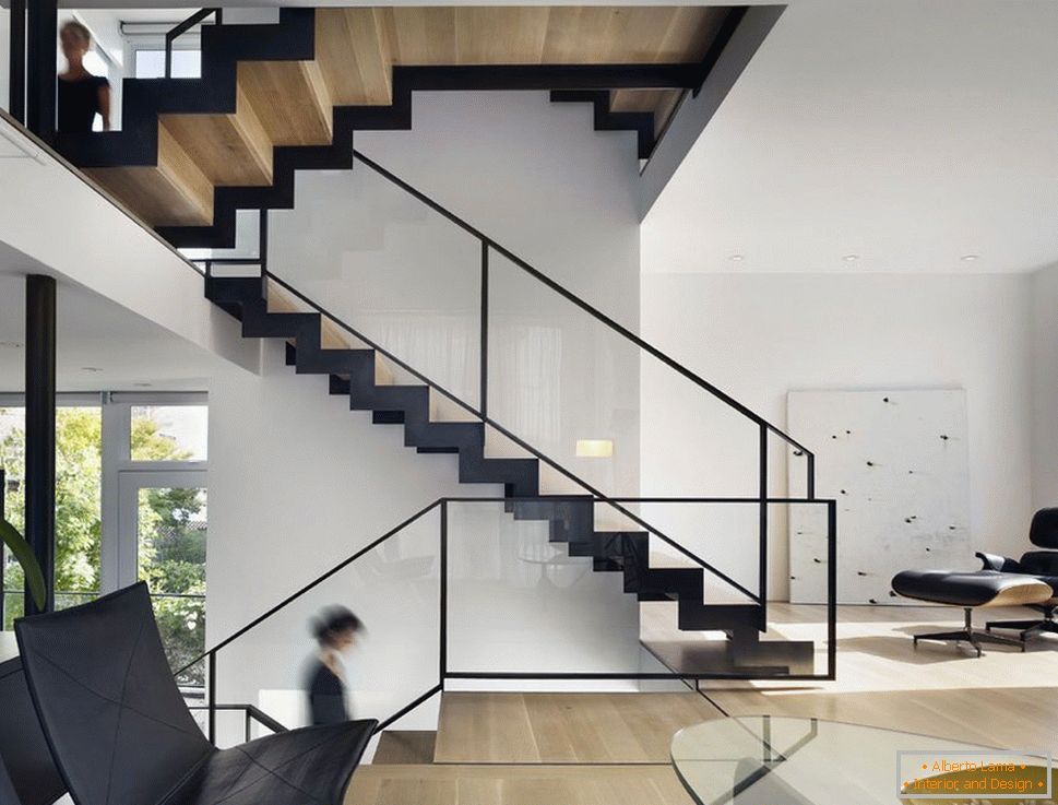 Escalera moderna para la casa