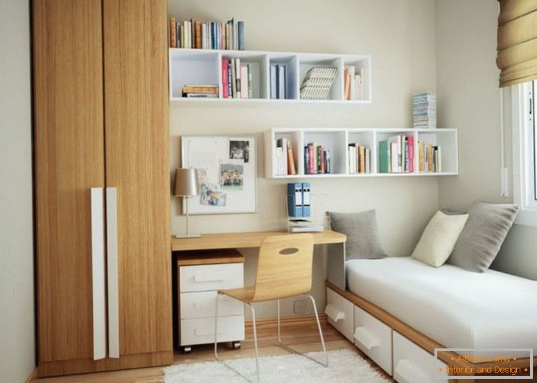 minimalista-pequeño-apartamento-diseño-con-marrón-madera-armario-cerca-escritorio-y-blanco-madera-estantería flotante-adjunta-al-blanco-pared-también-marrón-madera-cama individual- frame-fitted-white-wooden-3-sliding-dr
