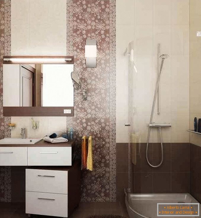 Cuarto de baño en una casa panel con cabina de ducha