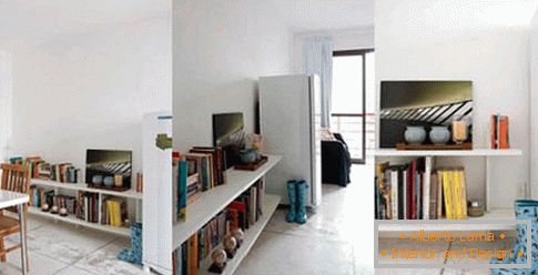 Interior de un pequeño apartamento para una mujer