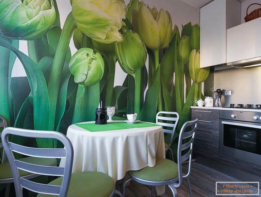 Fondos de pantalla con tulipanes en la cocina