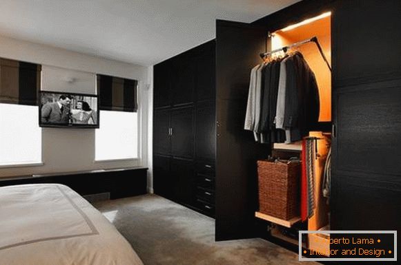 Un pequeño vestidor en el dormitorio: una selección de 25 fotos