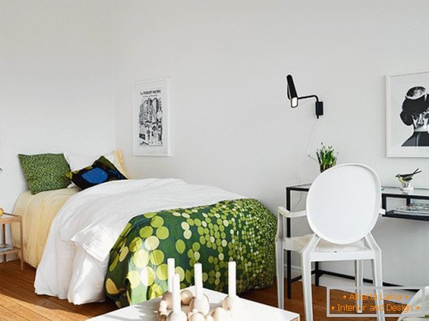 Interior de un pequeño apartamento en estilo escandinavo