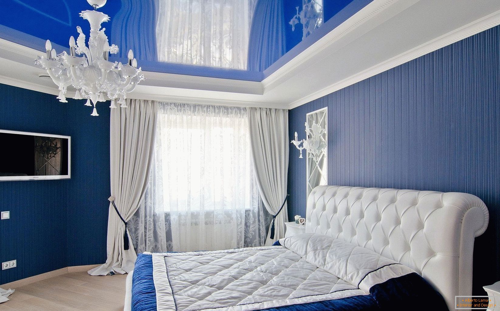Techo azul en el dormitorio