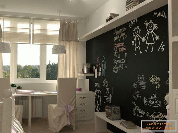 Una solución creativa para el estilo loft es una pared en forma de un tablero de dibujo.