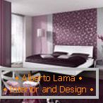 Color morado para el diseño del dormitorio