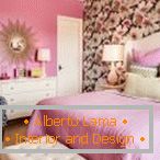 Dormitorio en colores rosa