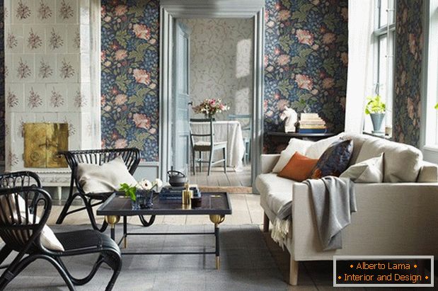 Sala de estar moderna con papel tapiz floral