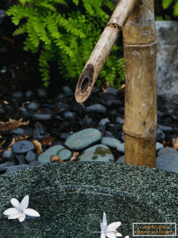 Decoración japonesa en el jardín