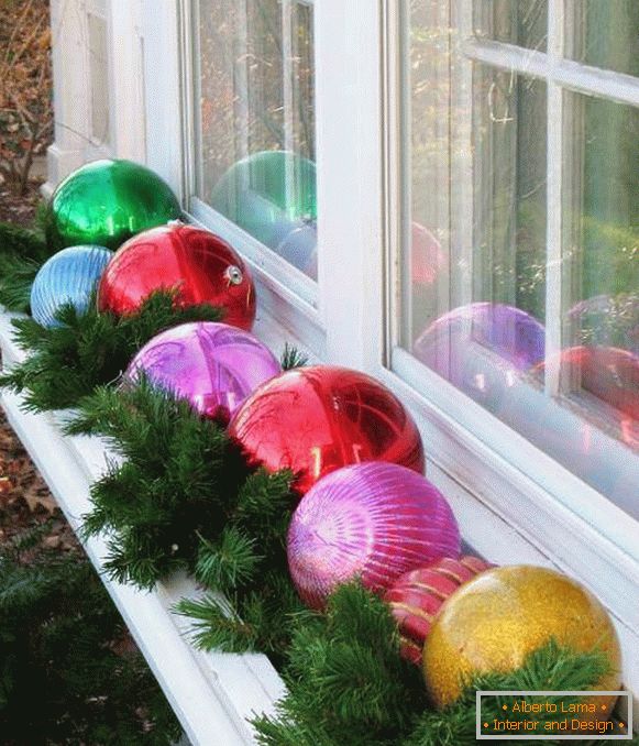 Cómo decorar una ventana con sus propias manos - Decoración de Año Nuevo en la foto
