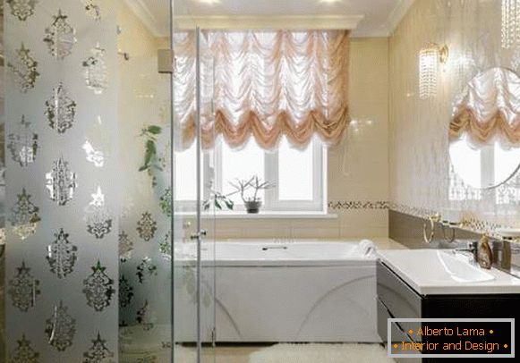 Interior del baño en el diseño de una casa privada - foto 2017