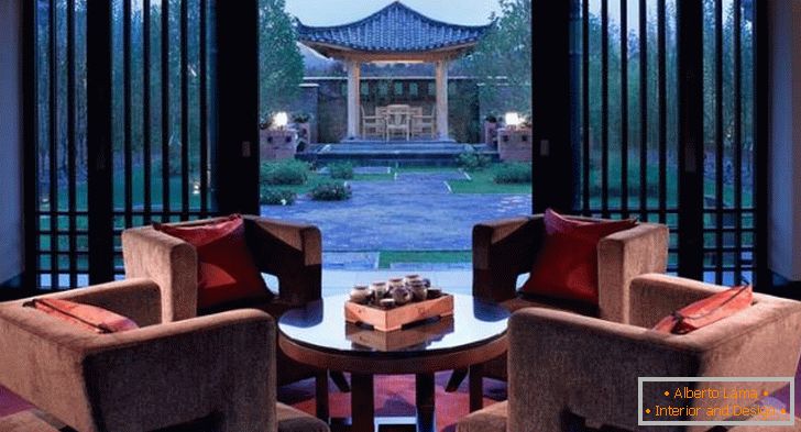El diseño de la sala de estar en el Banyan Tree Lijiang