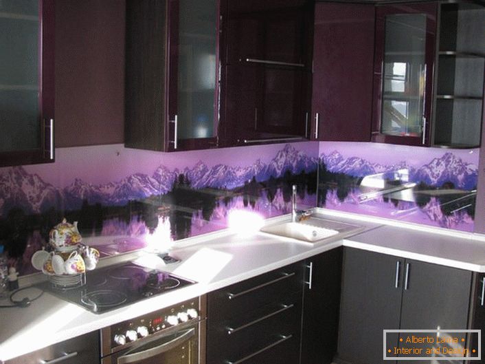 Colores púrpuras de la habitación