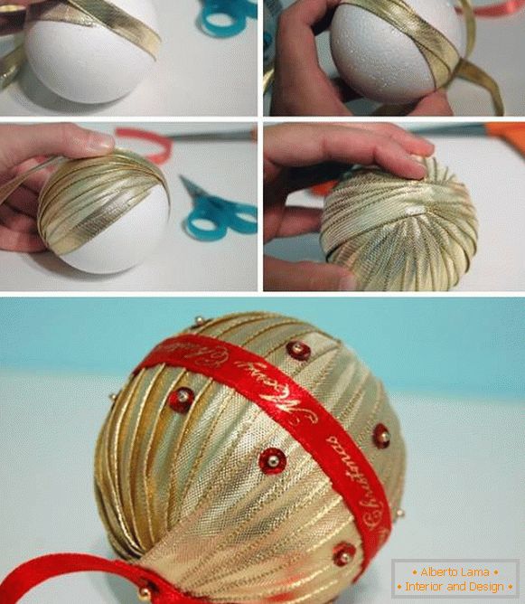 Cómo hacer una bola de año nuevo de cintas de raso