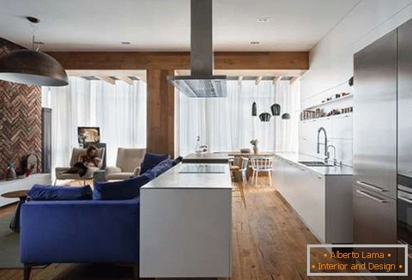 Interior moderno de la cocina de la sala de estar en una casa privada