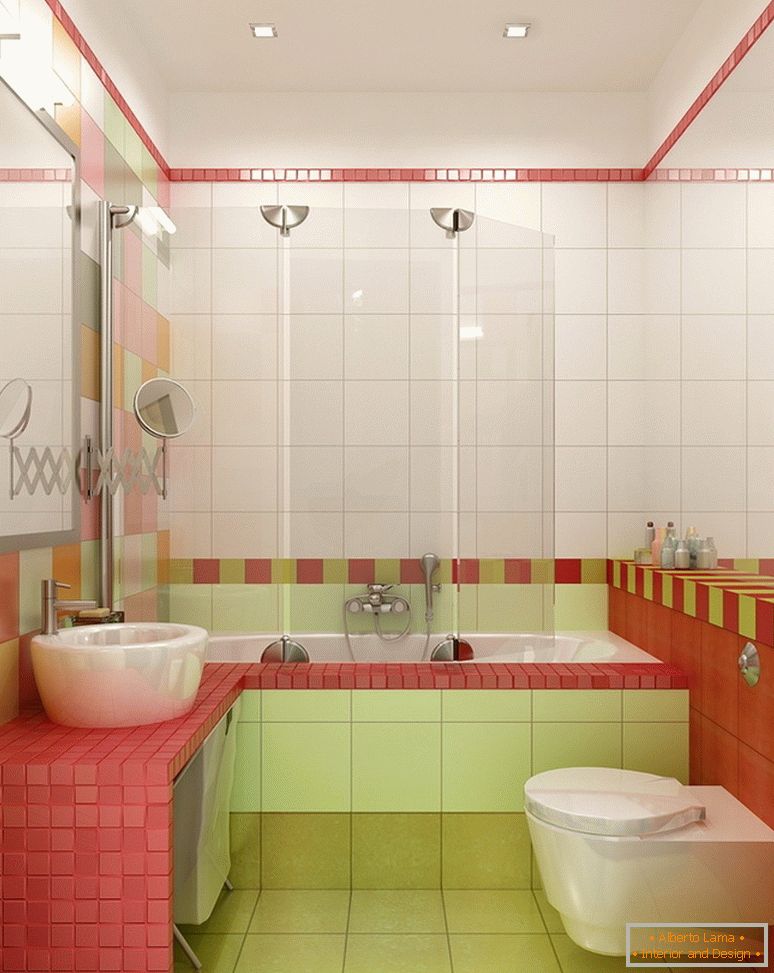 Interior del baño combinado con el inodoro
