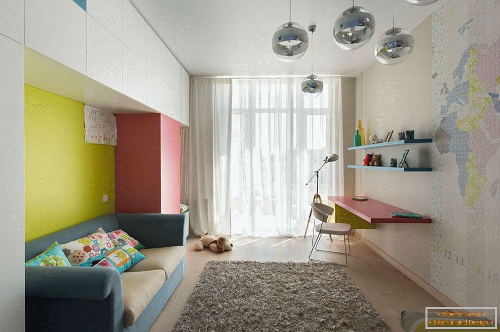 Diseño de una habitación infantil estrecha