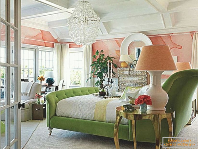 El diseño de la sala de estar en tonos verdes