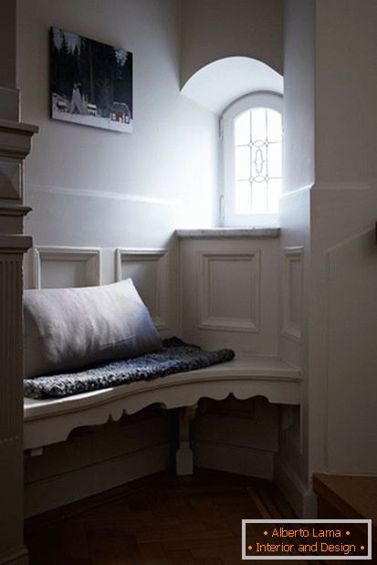 Zona de descanso en el diseño de una habitación pequeña
