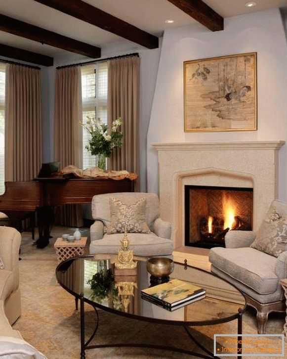 beige-cortinas-en-interior-living room-photo