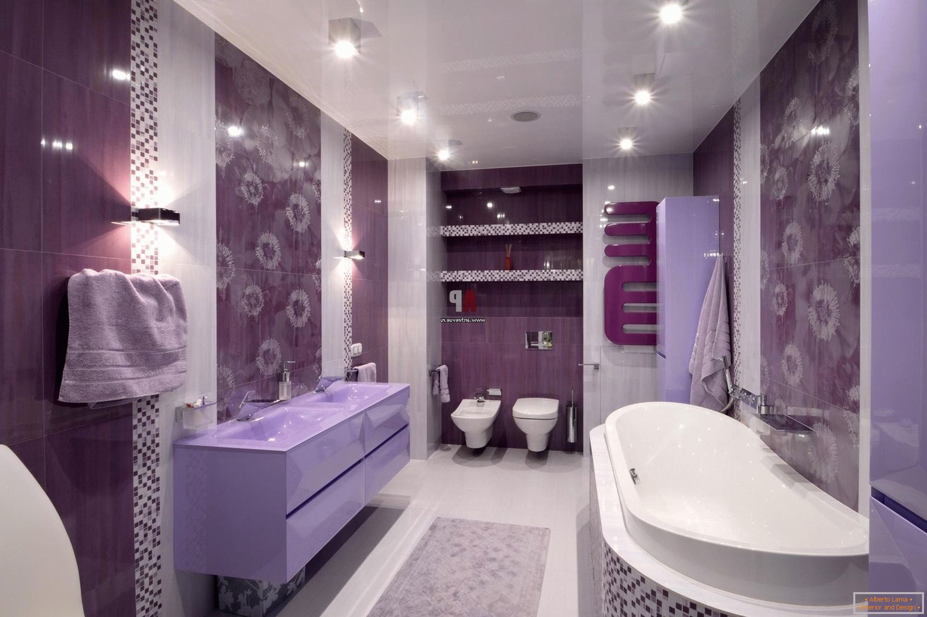 Lujoso diseño del baño en flores color lila
