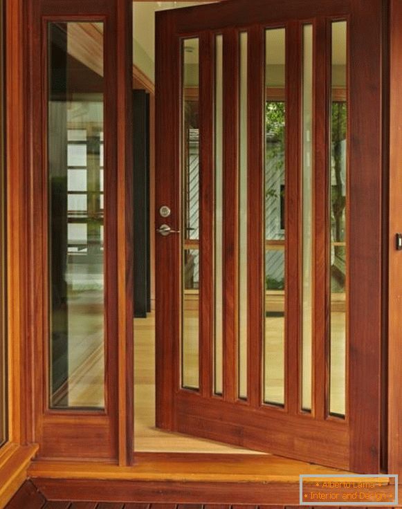 Puertas de entrada de madera con vidrio