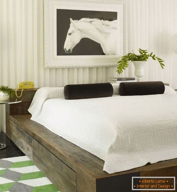 Dormitorio de diseño moderno 2016 en blanco y con una decoración inusual