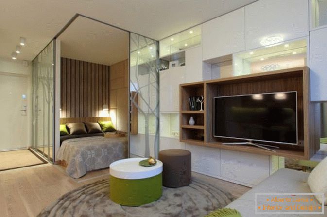 Interior de un elegante apartamento de una habitación