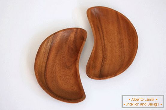 Platos de servir en miniatura en forma de un boomerang