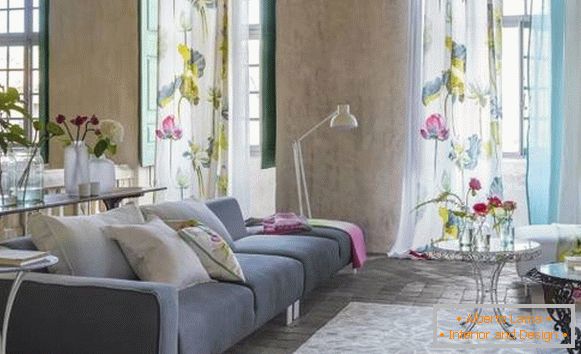 Textiles y flores: la mejor decoración de primavera para el interior