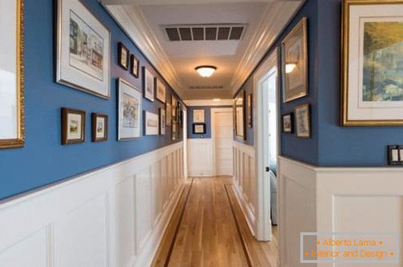 El segundo piso en una casa privada es una idea para decorar un corredor