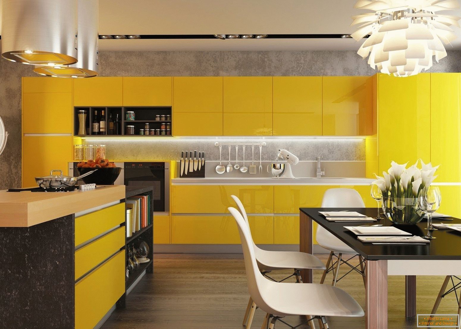Cocina с желтыми фасадами и черным столом