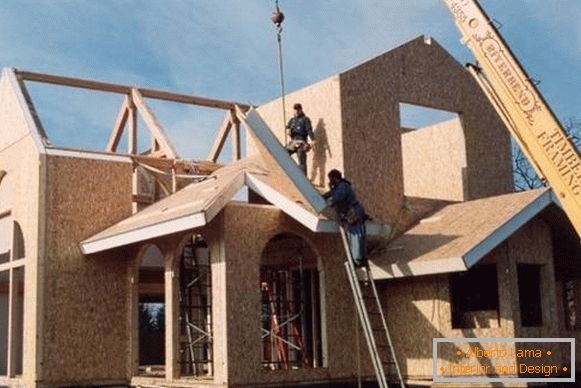 Construir una casa a partir de paneles SIP ecológicos