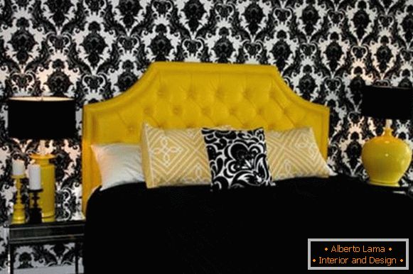 Diseño de dormitorio en estilo clásico y negro