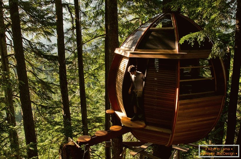 The HemLoft Treehouse (Whistler, Canadá)