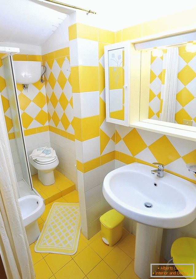 Baño de decoración soleado en color amarillo