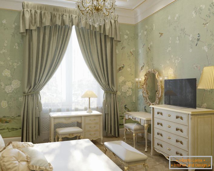 Un pequeño dormitorio de invitados en estilo francés en un apartamento en el oeste de Alemania. 