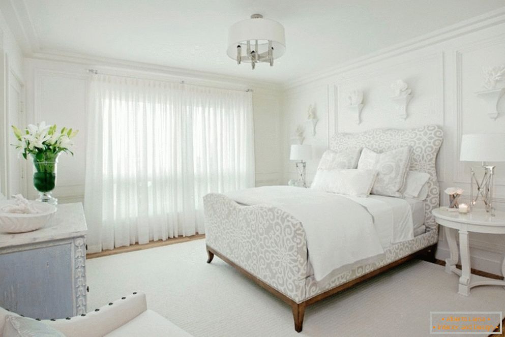 Diseño de dormitorio blanco